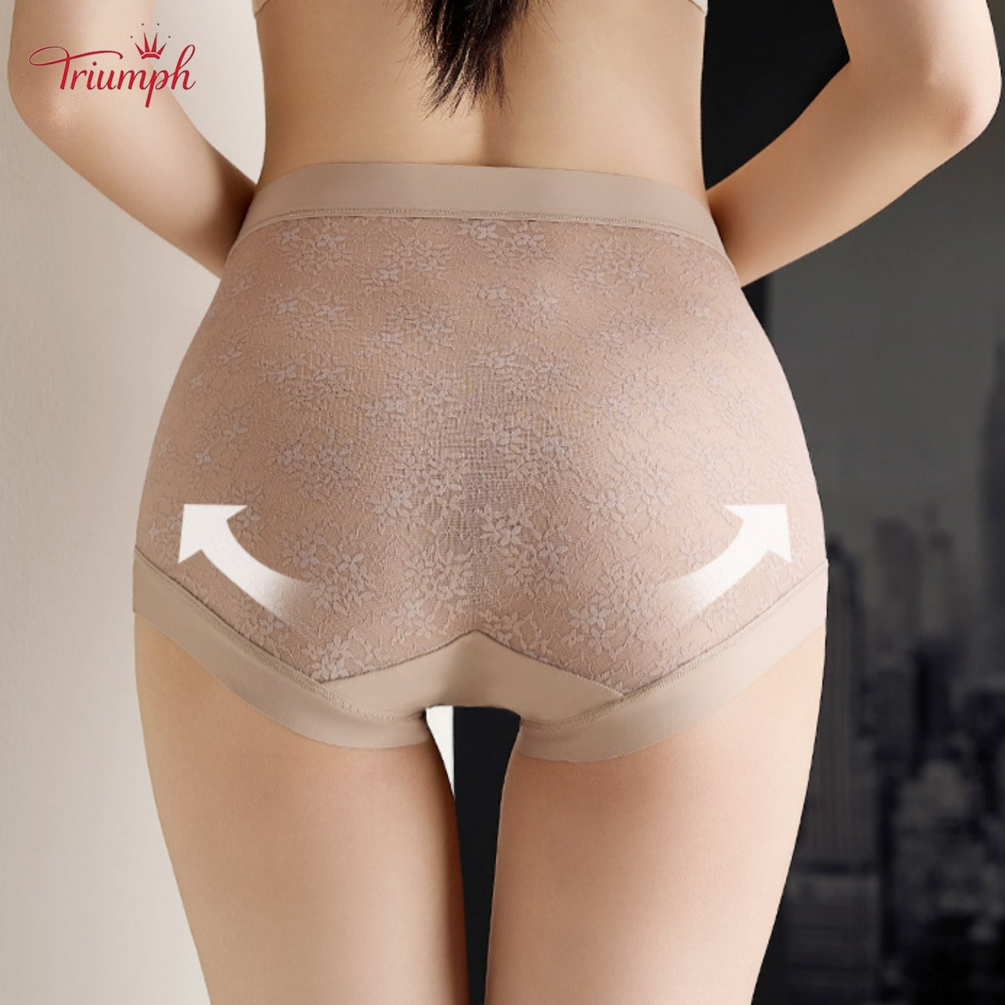 Triumph - Ingyenes Szállítás. 4 db-os Szett. Kiváló Minőségű Csipke, Magas Derekú Bugyi