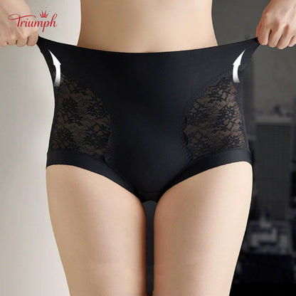 Triumph - Ingyenes Szállítás. 4 db-os Szett. Kiváló Minőségű Csipke, Magas Derekú Bugyi