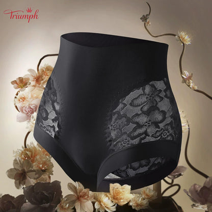 Triumph - Ingyenes Szállítás. 4 db-os Szett. Kiváló Minőségű Csipke, Magas Derekú Bugyi